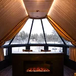 Wilderness & Igloos Hotel