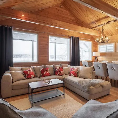 Wilderness Nellim&igloos Hotel