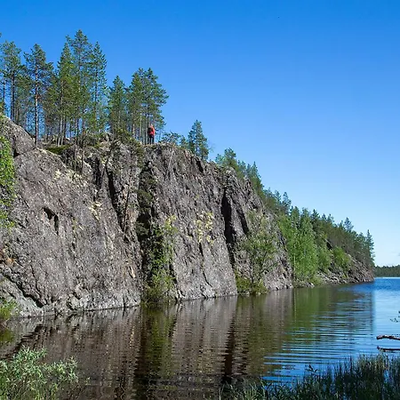 Wilderness & Igloos Nellimö