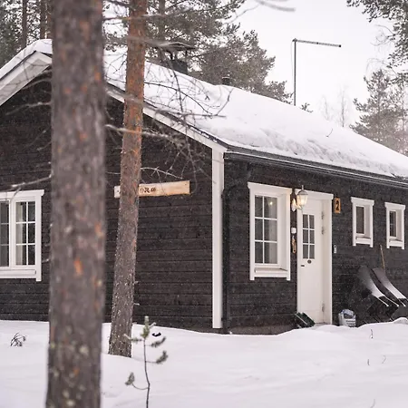 Wilderness & Igloos Hotel