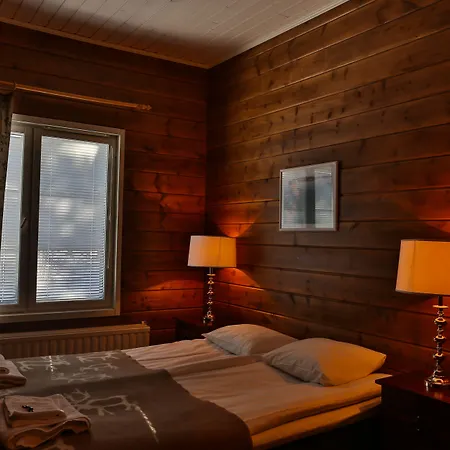 Wilderness & Igloos Szálloda Nellimö