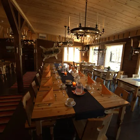 Wilderness & Igloos Hotell