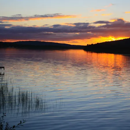 Wilderness & Igloos Szálloda Nellimö