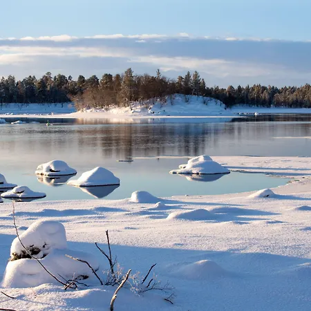 Wilderness & Igloos