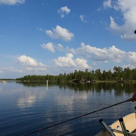 Wilderness & Igloos Szálloda Nellimö