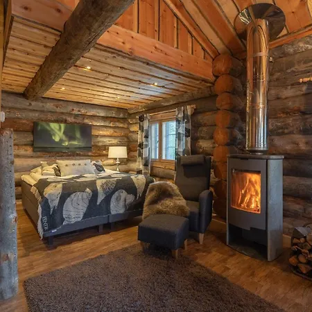 Wilderness Nellim&igloos Hotel