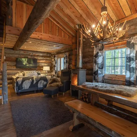 Wilderness & Igloos Szálloda 4*