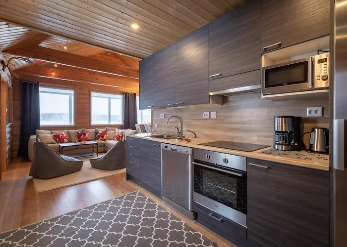 Wilderness & Igloos Nellimö