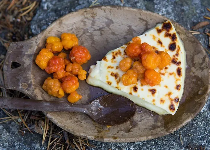 Wilderness & Igloos Hotel